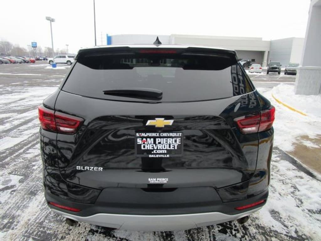 Used 2023 Chevrolet Blazer 2LT SUV