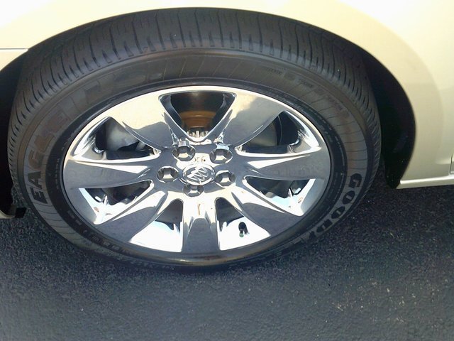 Used 2013 Buick LaCrosse Leather with VIN 1G4GC5E31DF307634 for sale in Daleville, IN