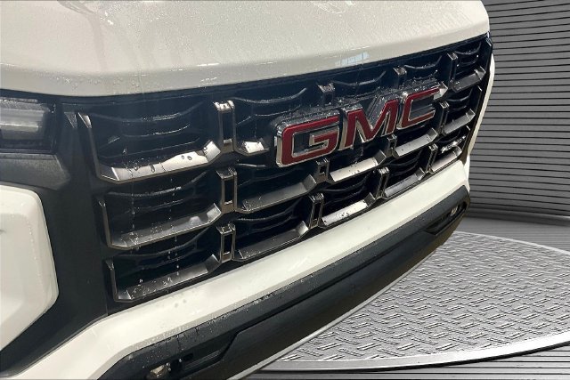 2026 GMC Canyon AT4X - Photo 33