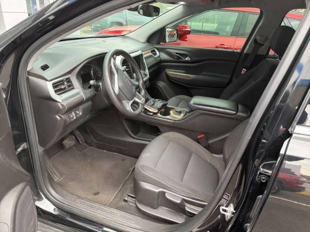 Used 2021 GMC Acadia SLE SUV