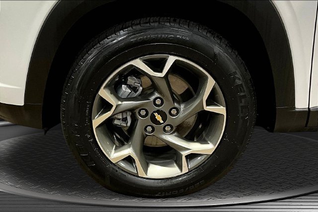 2025 Chevrolet Trax LT - Photo 30