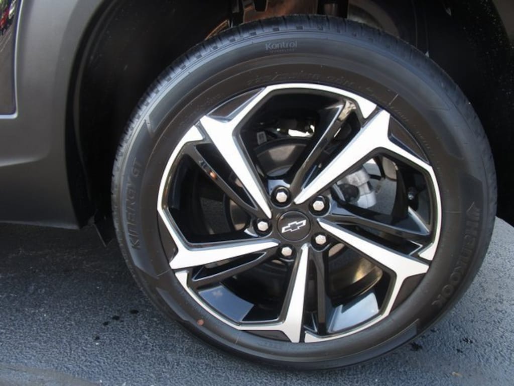 Used 2023 Chevrolet Trailblazer RS SUV