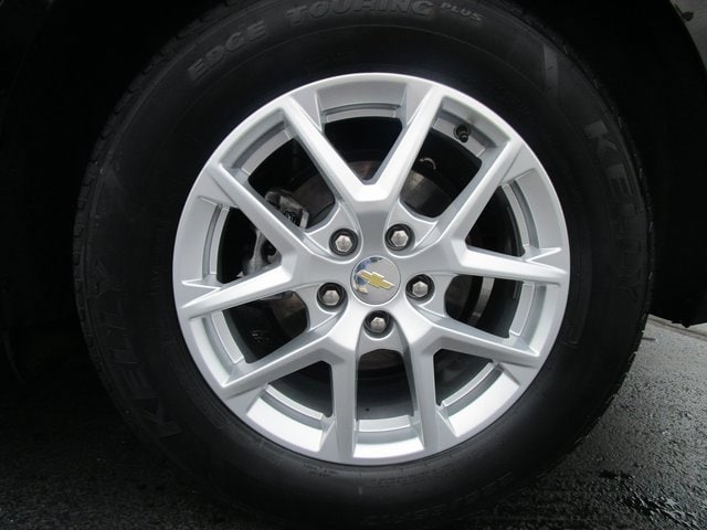 Used 2022 Chevrolet Equinox LT with VIN 3GNAXKEV7NL236937 for sale in Daleville, IN