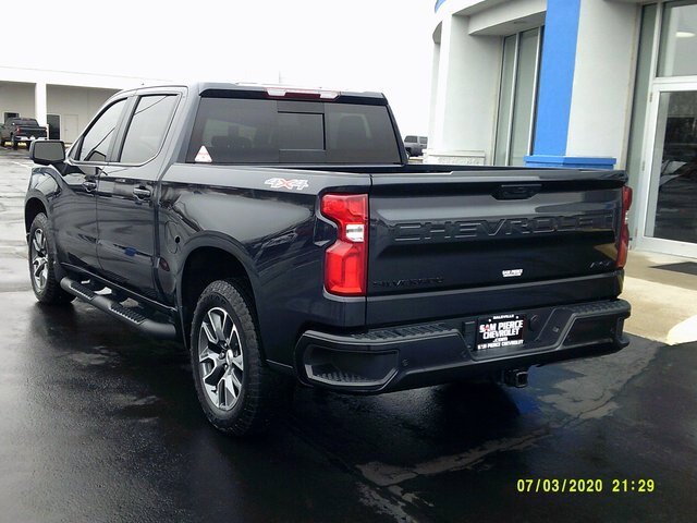 2024 Chevrolet Silverado 1500 RST photo 2
