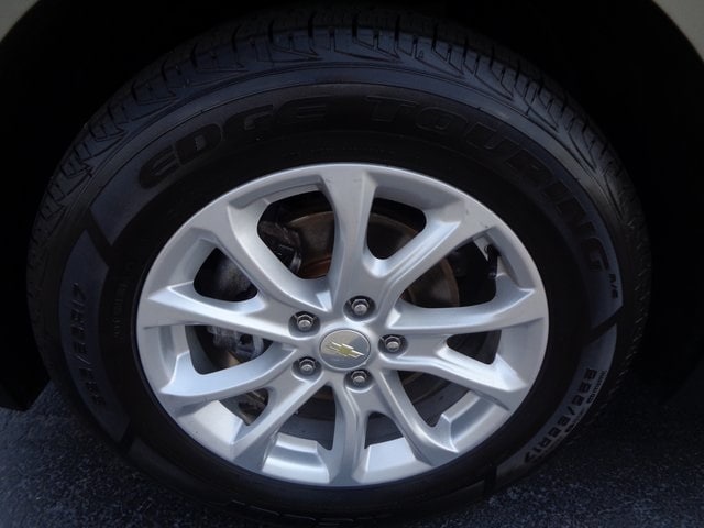 Used 2019 Chevrolet Equinox LT with VIN 3GNAXKEV6KS511912 for sale in Daleville, IN