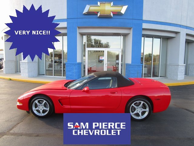 2001 Chevrolet Corvette Base