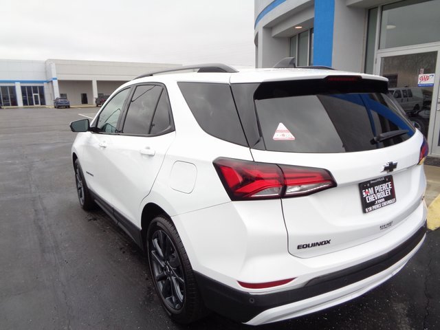 2022 Chevrolet Equinox RS photo 3