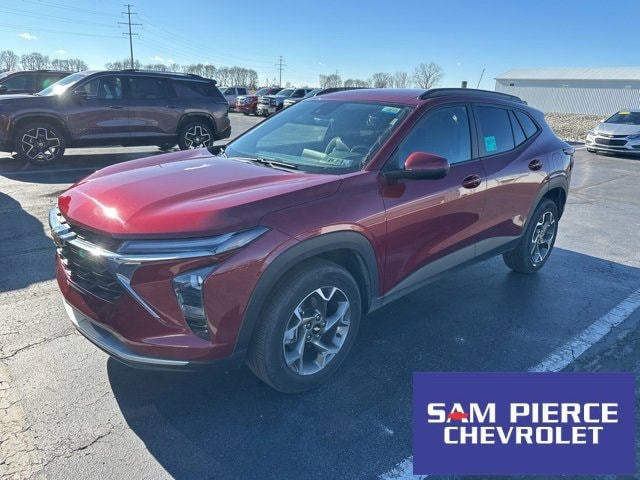 2025 Chevrolet Trax LT's photo