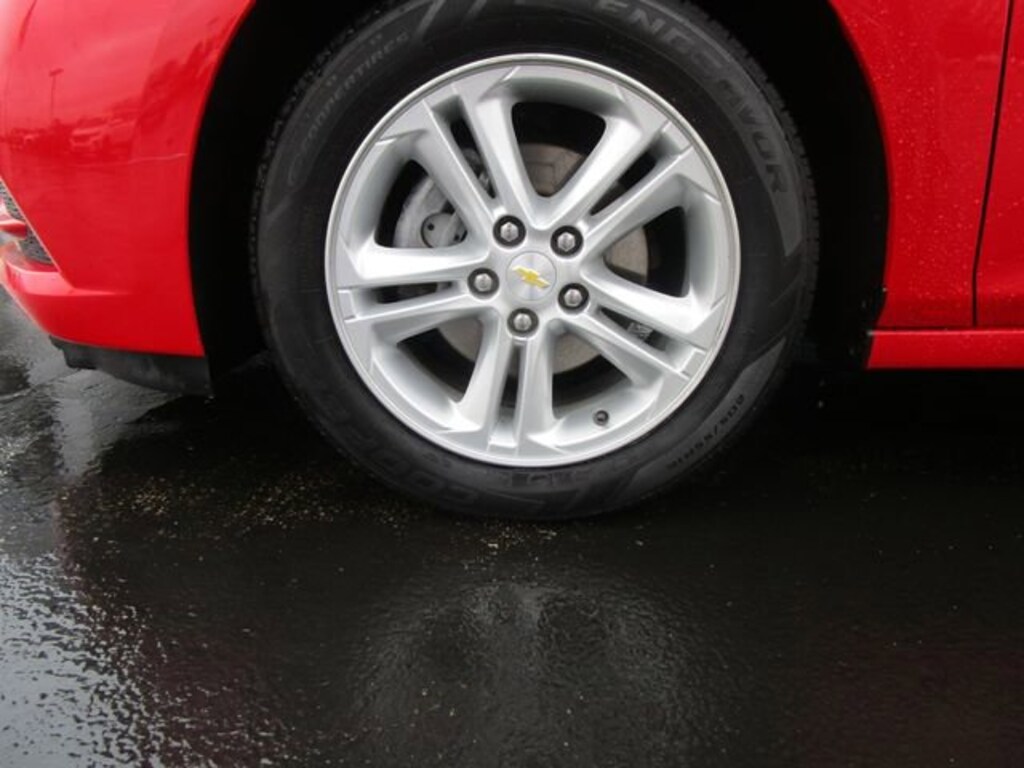 Used 2017 Chevrolet Cruze LT Car