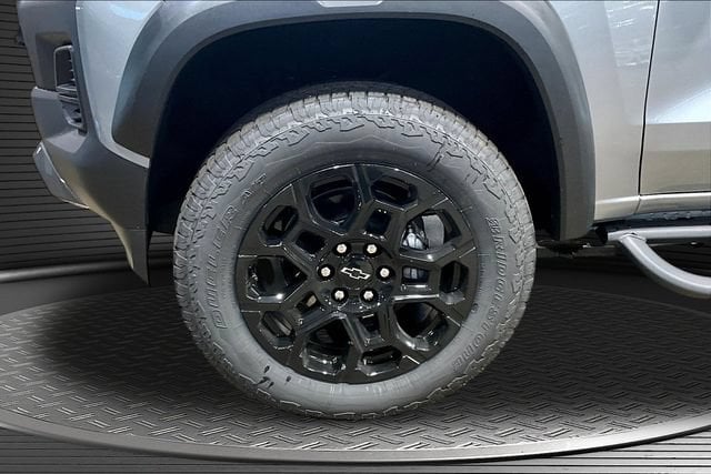 2026 Chevrolet Colorado Trail Boss - Photo 12