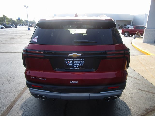 2026 Chevrolet Traverse photo 4