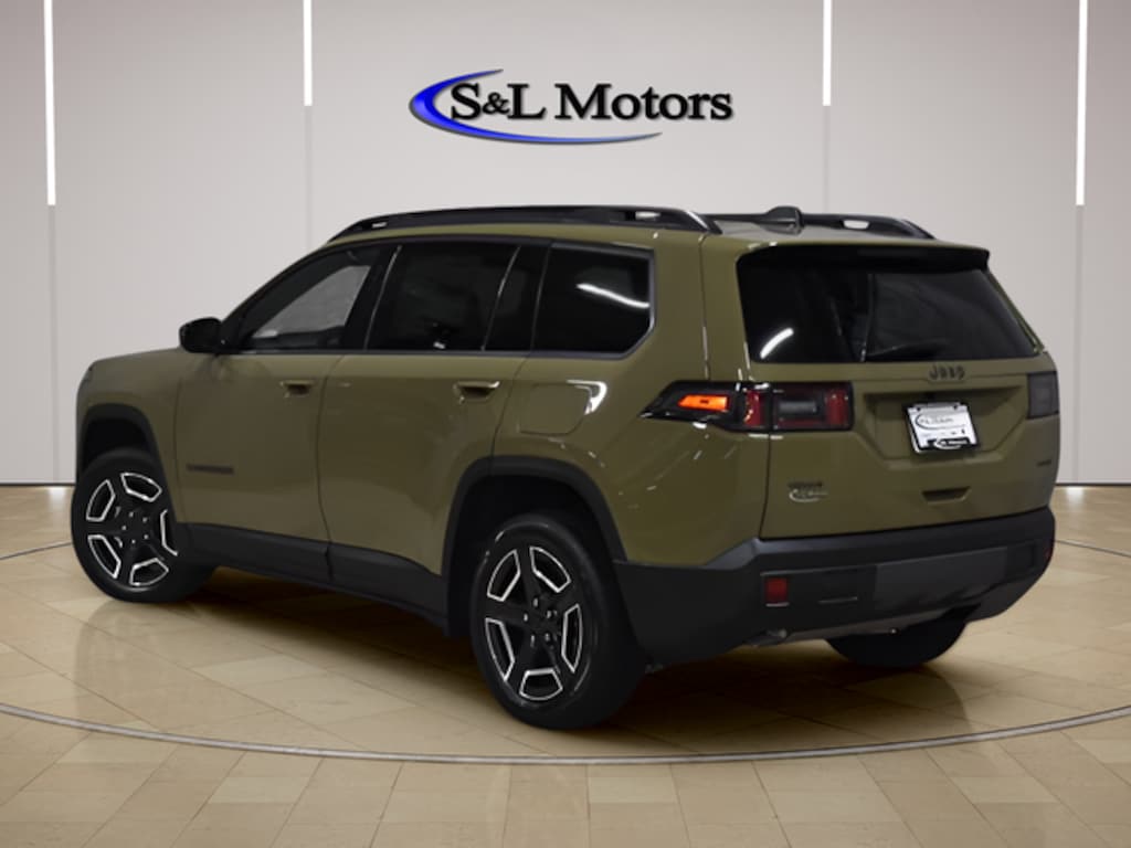 New 2026 Jeep Cherokee LAREDO 4X4 Sport Utility