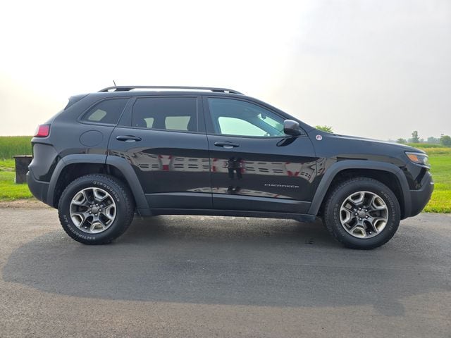 Used 2019 Jeep Cherokee Trailhawk with VIN 1C4PJMBX5KD278854 for sale in Pulaski, WI