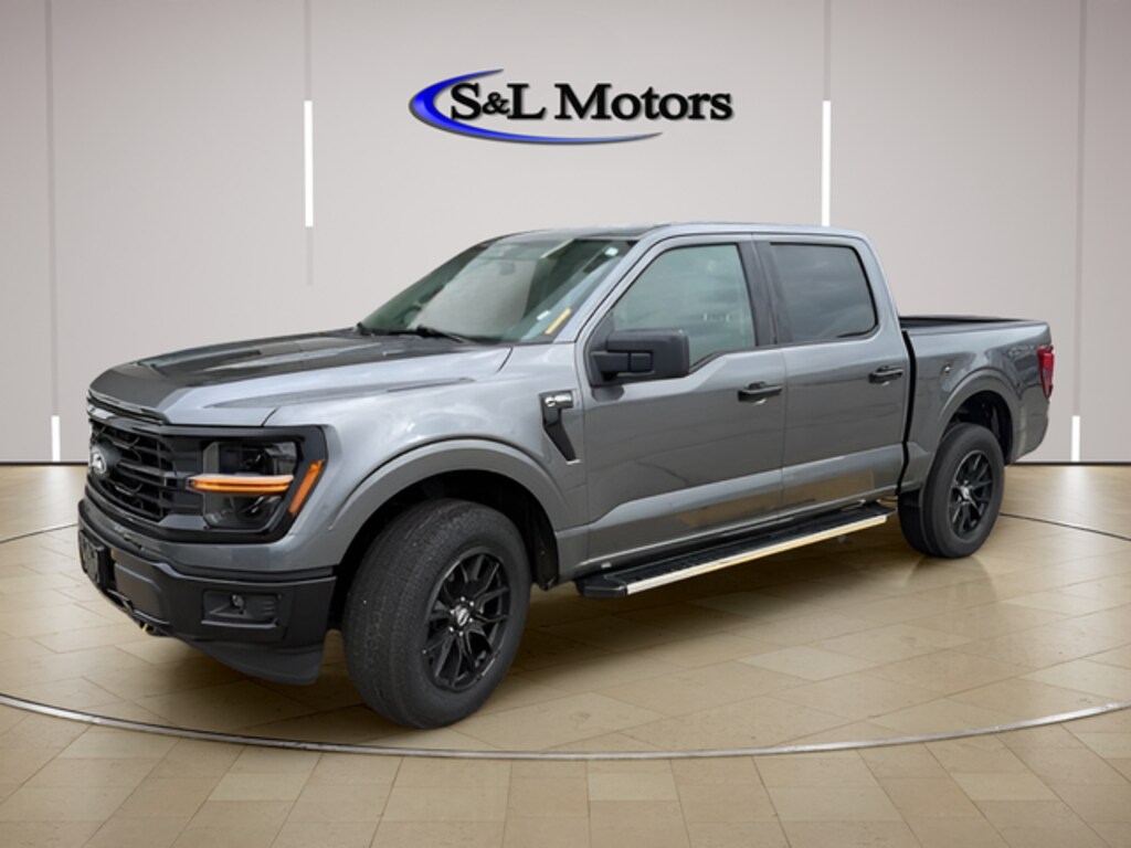 Used 2025 Ford F-150 XLT SuperCrew