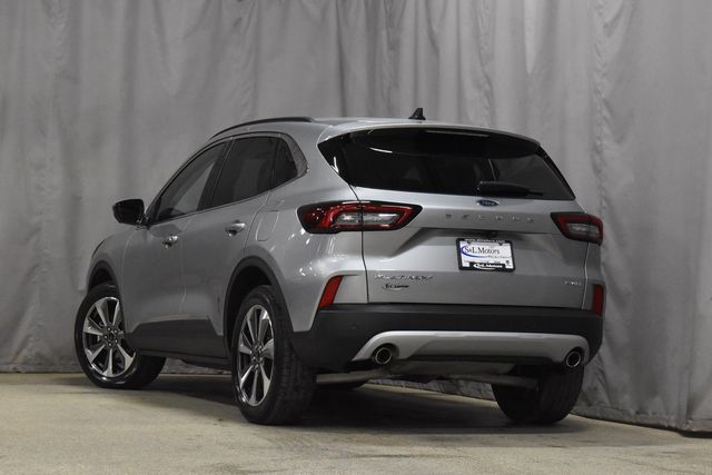 2024 Ford Escape Platinum photo 2