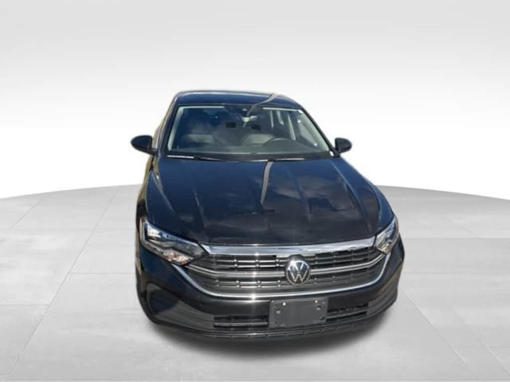Used 2024 Volkswagen Jetta 1.5T SE Sedan