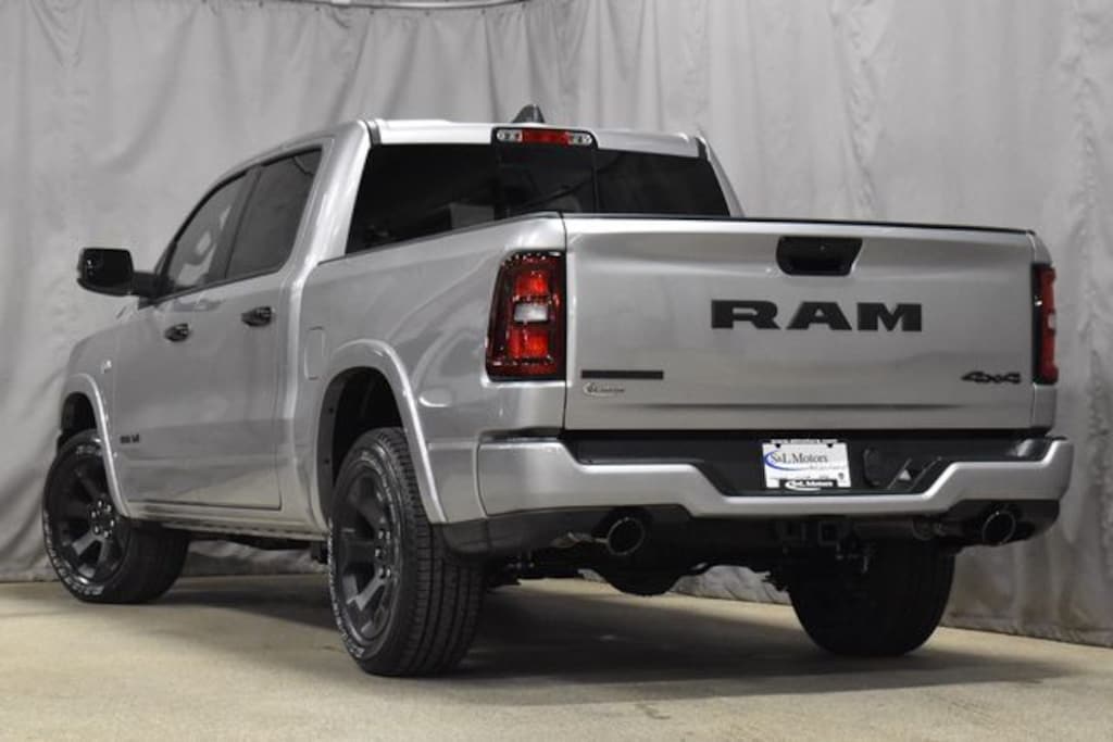 New 2026 Ram 1500 BIG HORN CREW CAB 4X4 5'7 BOX Pickup