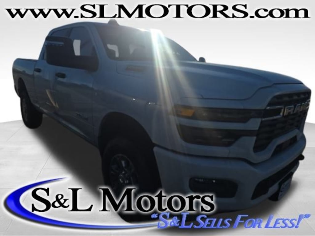 New 2025 Ram 2500 BIG HORN CREW CAB 4X4 6'4 BOX Pickup