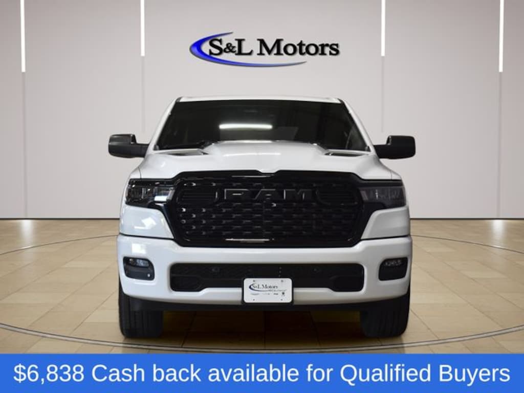 New 2026 Ram 1500 EXPRESS CREW CAB 4X4 5'7 BOX Pickup