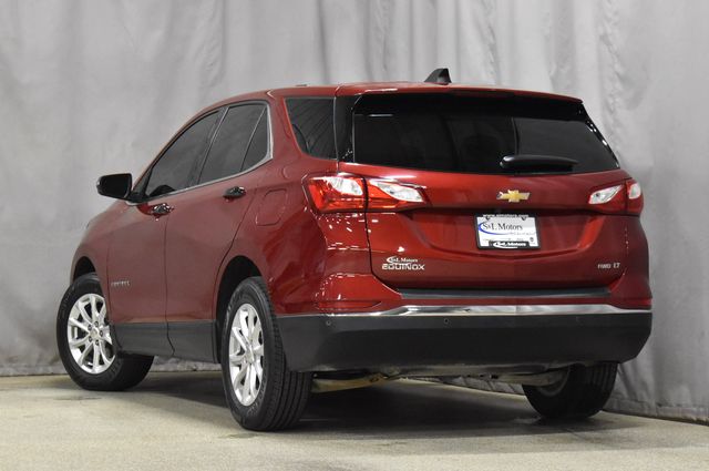 2019 Chevrolet Equinox LT photo 2