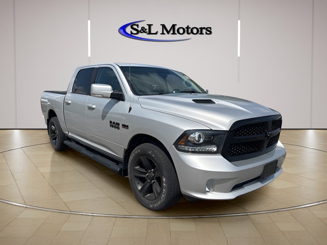 2018 RAM 1500 Night Edition Crew Cab 4x4 5'7" Box's photo