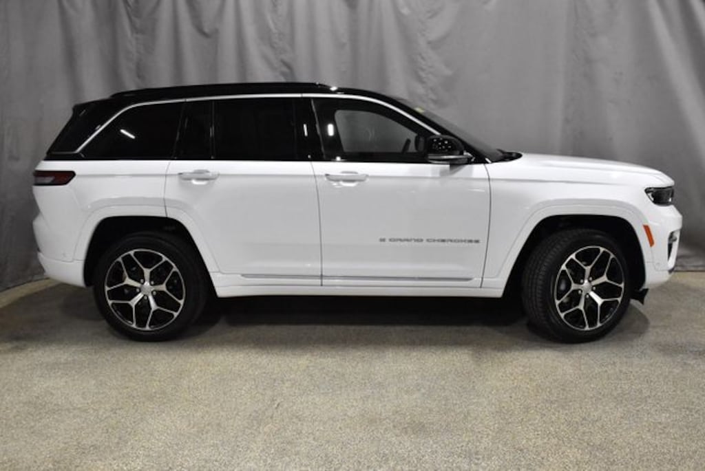 New 2025 Jeep Grand Cherokee SUMMIT RESERVE 4X4 Sport Utility