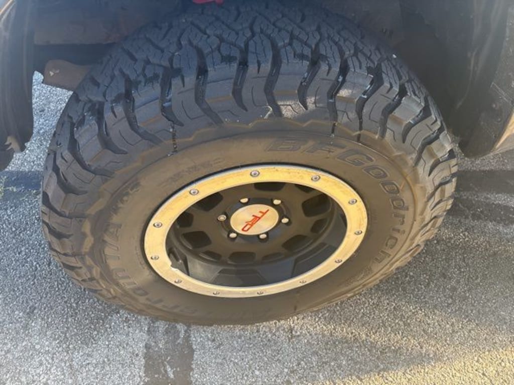 Used 2011 Toyota Tacoma Base Double Cab