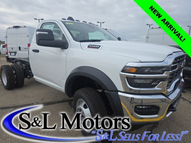 2026 RAM Ram 5500 Chassis Cab Tradesman's photo