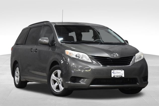 2012 Toyota Sienna LE