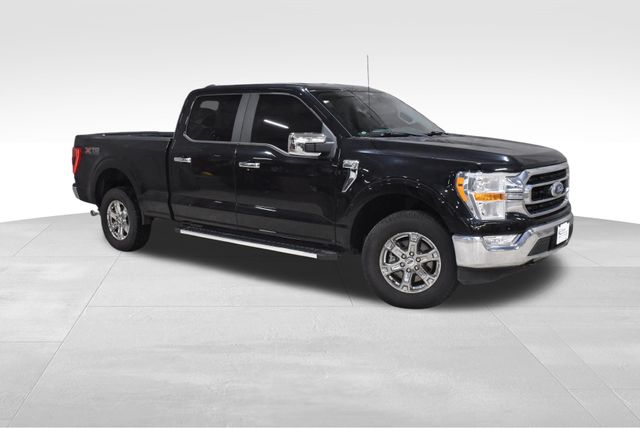 2022 Ford F-150 XLT photo 2
