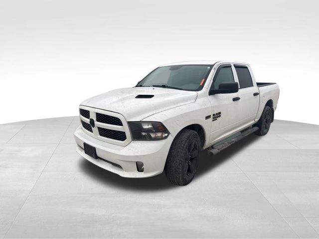 2019 Ram 1500 Classic Express photo 3