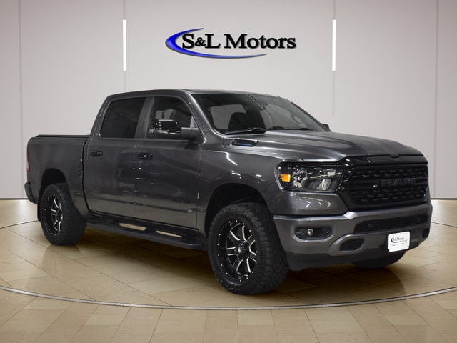 2023 RAM 1500 Big Horn/Lone Star 4x4 Crew Cab 5'7's photo