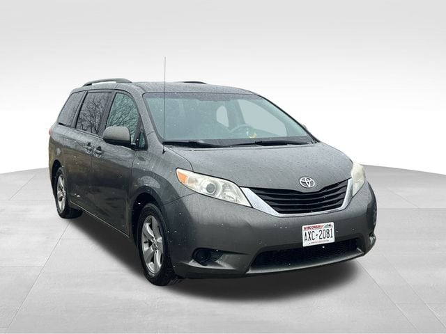 2012 Toyota Sienna LE