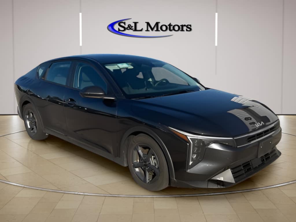 Used 2025 Kia K4 LXS Sedan