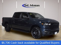 2026 Ram 1500 EXPRESS CREW CAB 4X4 5'7 BOX Pickup