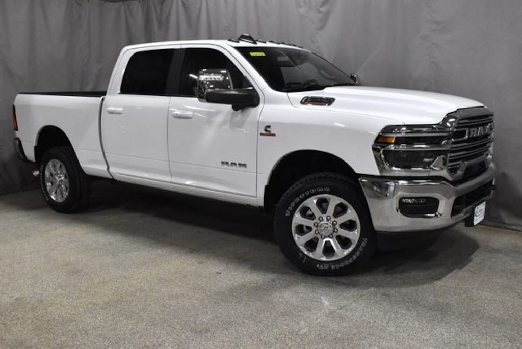 New 2026 Ram 2500 LARAMIE CREW CAB 4X4 6'4 BOX Pickup
