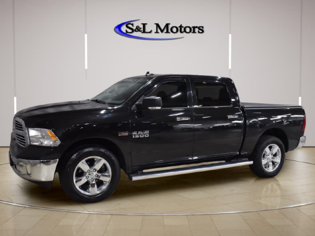 Used 2018 Ram 1500 Big Horn Crew Cab