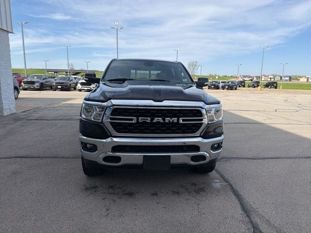 2022 RAM 1500 Big Horn/Lone Star 4x4 Crew Cab 5'7's photo