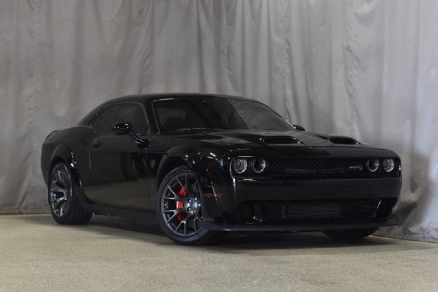 2021 Dodge Challenger SRT Hellcat Redeye Widebody Auto's photo