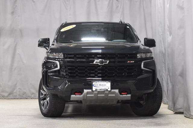 2023 Chevrolet Suburban Z71 photo 3