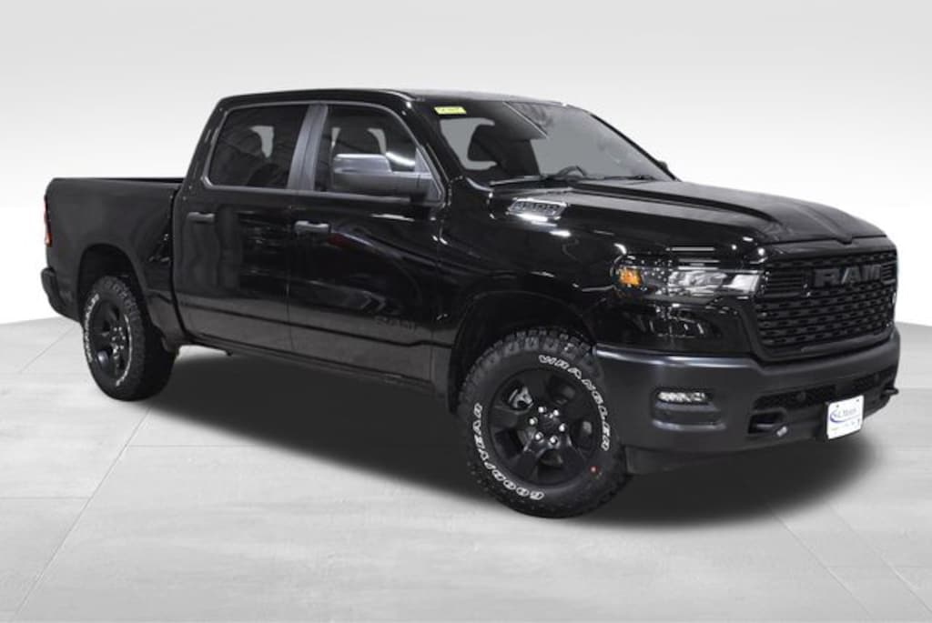 New 2026 Ram 1500 WARLOCK CREW CAB 4X4 5'7 BOX Pickup