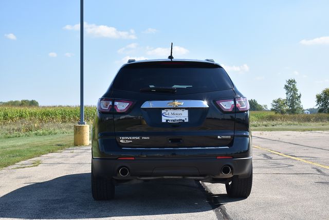 2017 Chevrolet Traverse Premier photo 4