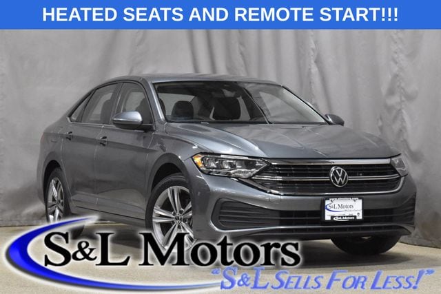 2024 Volkswagen Jetta SE's photo