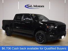 2026 Ram 1500 EXPRESS CREW CAB 4X4 5'7 BOX Pickup