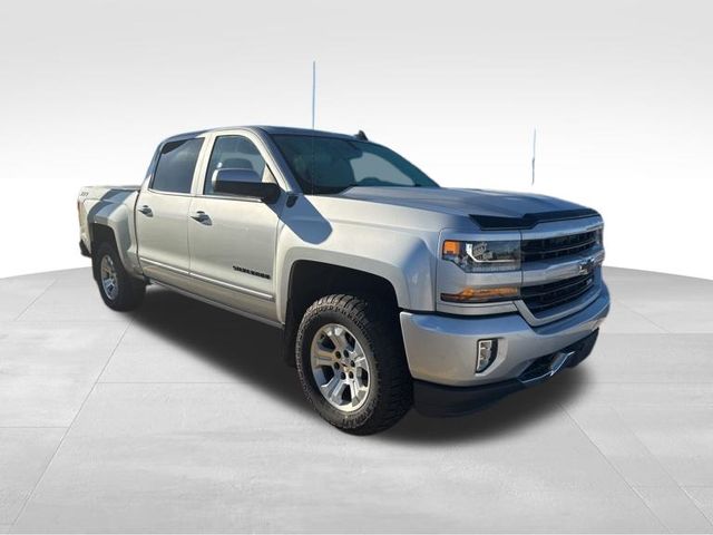 2018 Chevrolet Silverado 1500 LT photo 3