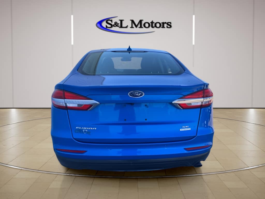 Used 2019 Ford Fusion SE Sedan