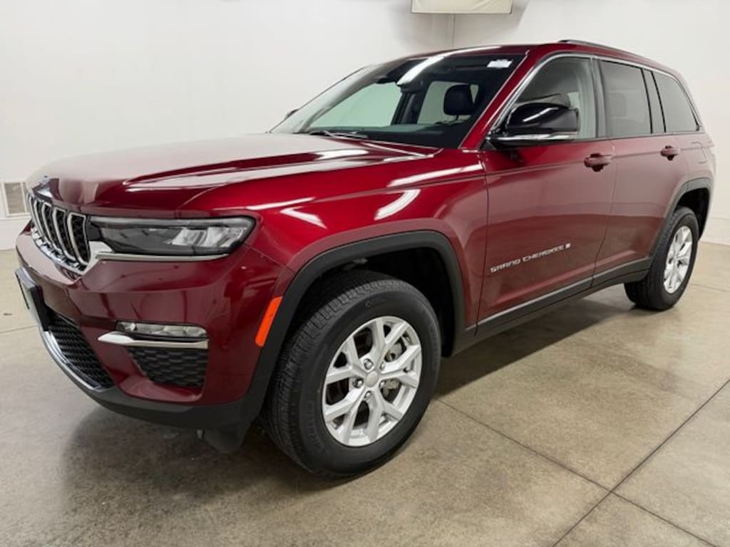 Used 2023 Jeep Grand Cherokee Limited SUV