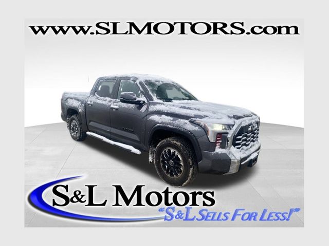 2024 Toyota Tundra SR5's photo