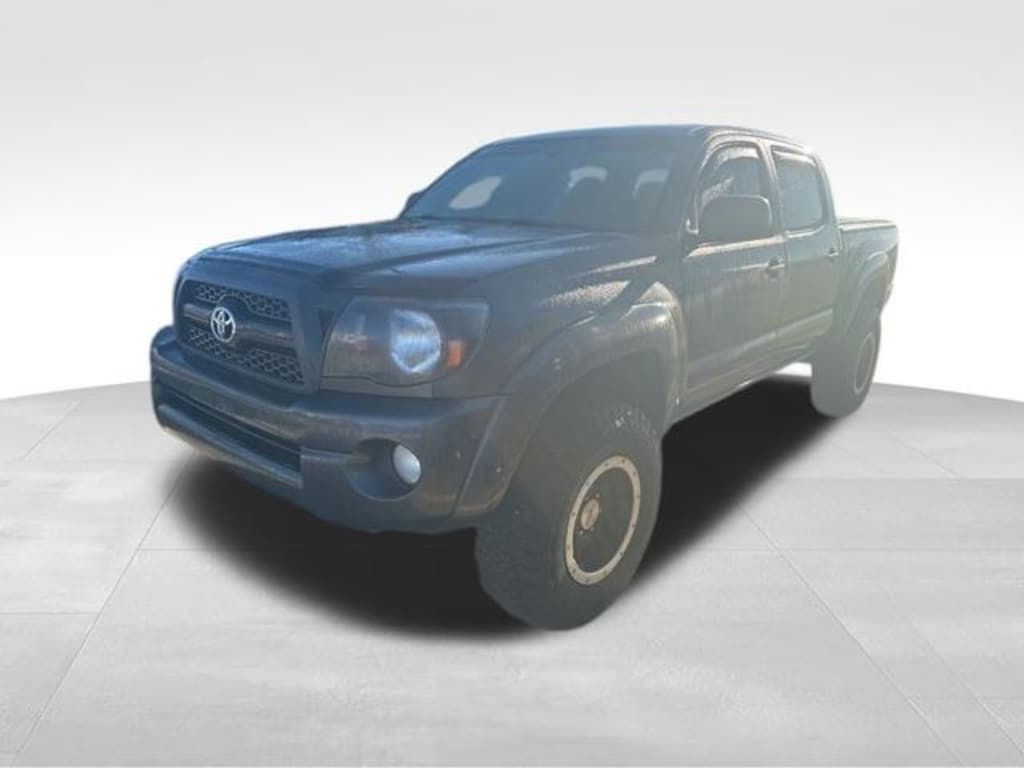 Used 2011 Toyota Tacoma Base Double Cab