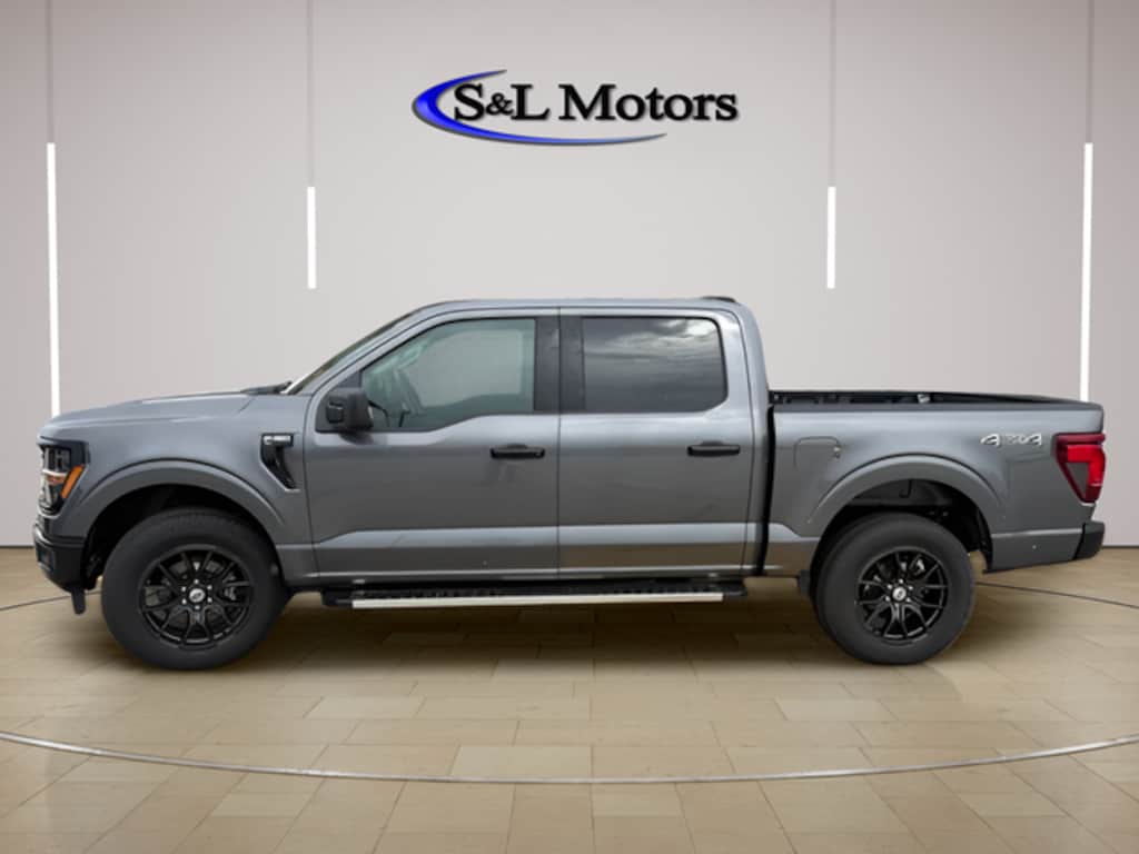 Used 2025 Ford F-150 XLT SuperCrew